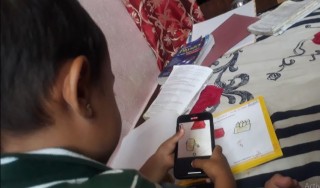 अनलाइन कक्षाको शुल्क निजी विद्यालयले लिन पाउने