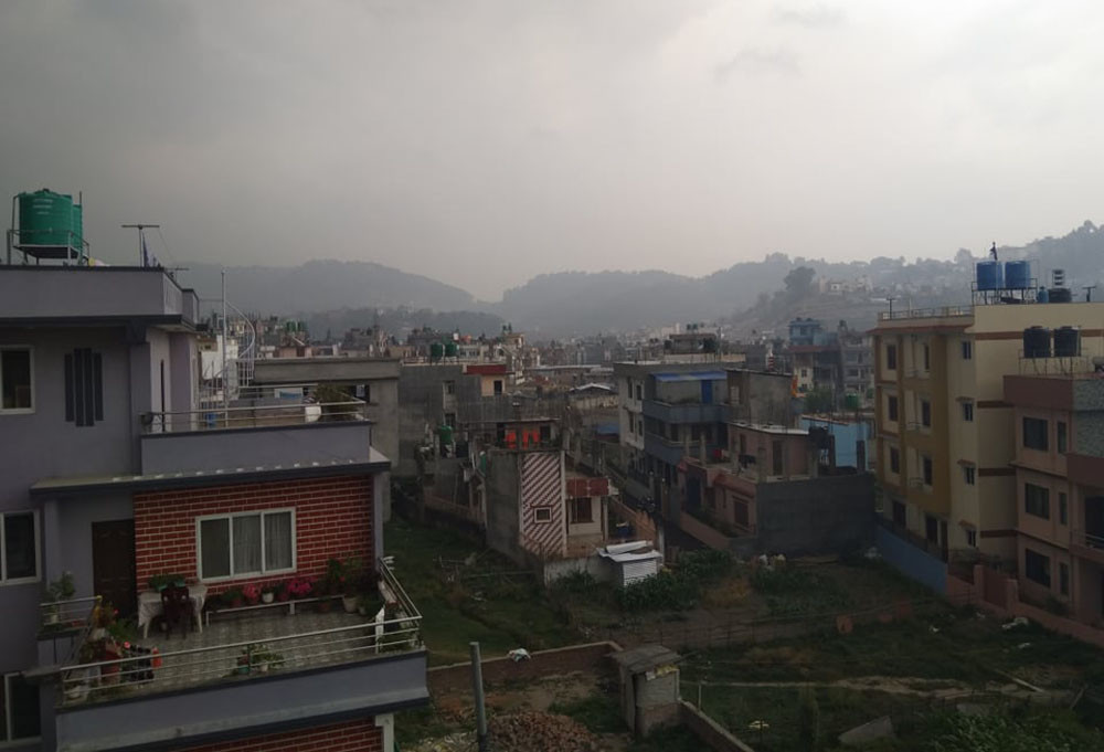 काठमााडौंमा बिहानैबाट वर्षा, सोमबारसम्म मौसम नखुल्ने