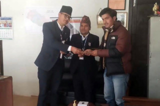 बर्षगाँठको उपलक्ष्यमा आर्थिक सहयोग