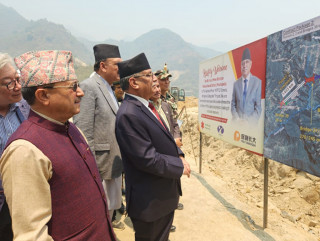 निर्माणाधीन तराई–मधेस द्रुर्तमार्गको अवलोकन: प्रधानमन्त्री पुष्पकमल दाहाल ‘प्रचण्ड’
