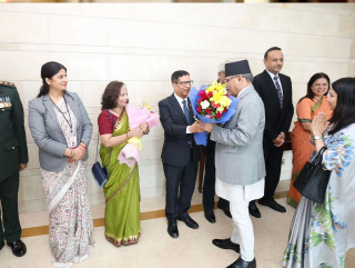 चार दिने भ्रमण अन्त्य गर्दै प्रधानमन्त्री प्रचण्डलाई भारतीय राज्यमन्त्री र राजदूतले गरे बिदाइ