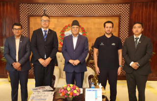 प्रधानमन्त्री दाहाल र एसिया रग्बीका अध्यक्ष कायसबीच छलफल  (तस्बिरहरु)