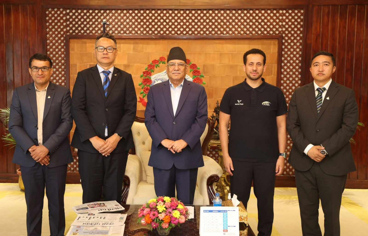 प्रधानमन्त्री दाहाल र एसिया रग्बीका अध्यक्ष कायसबीच छलफल  (तस्बिरहरु)