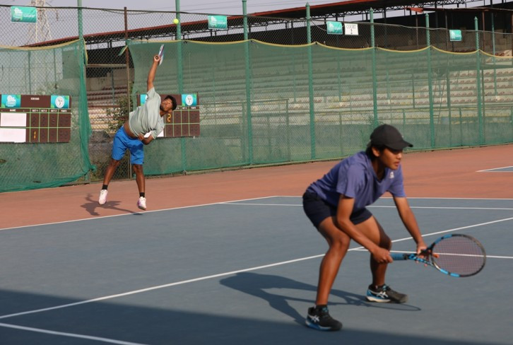 तेश्रो वीर गणेशमान सिंह राष्ट्रिय टेनिस प्रतियोगिताको  खेलमाआशिष र आयुशमानको जोडी विजयी