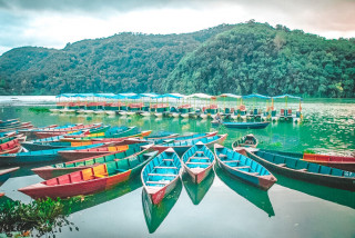 पोखराको पर्यटकीय क्षेत्र लेक साइड चौबिसै घण्टा खोल्न उच्च अदालतको आदेश