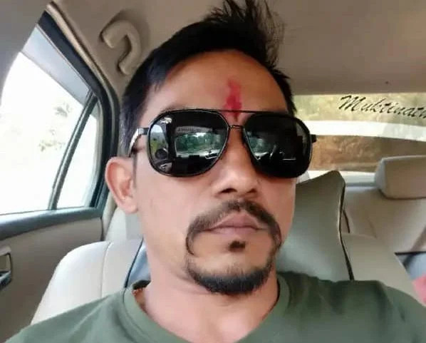 दुर्गा प्रसाईंका स्वकीय सचिव विनञ्जय थापा पक्राउ