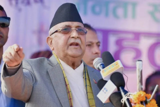 नेकपा एमालेका अध्यक्ष  ओलीसहित एमालेका शीर्ष नेता बुधबार  बैतडीको झुलाघाटतर्फ प्रस्थान