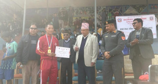 दोश्रो तार्केश्वर मेयर रनिङ शिल्ड खेलकुद प्रतियोगिताअन्तर्गत  सनम र अस्मितालाई स्वर्ण