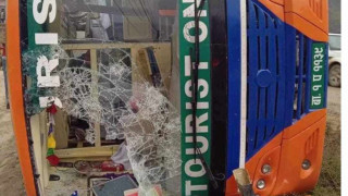 तनहुँमा पर्यटक बस दुर्घटना ६ जना घाइते
