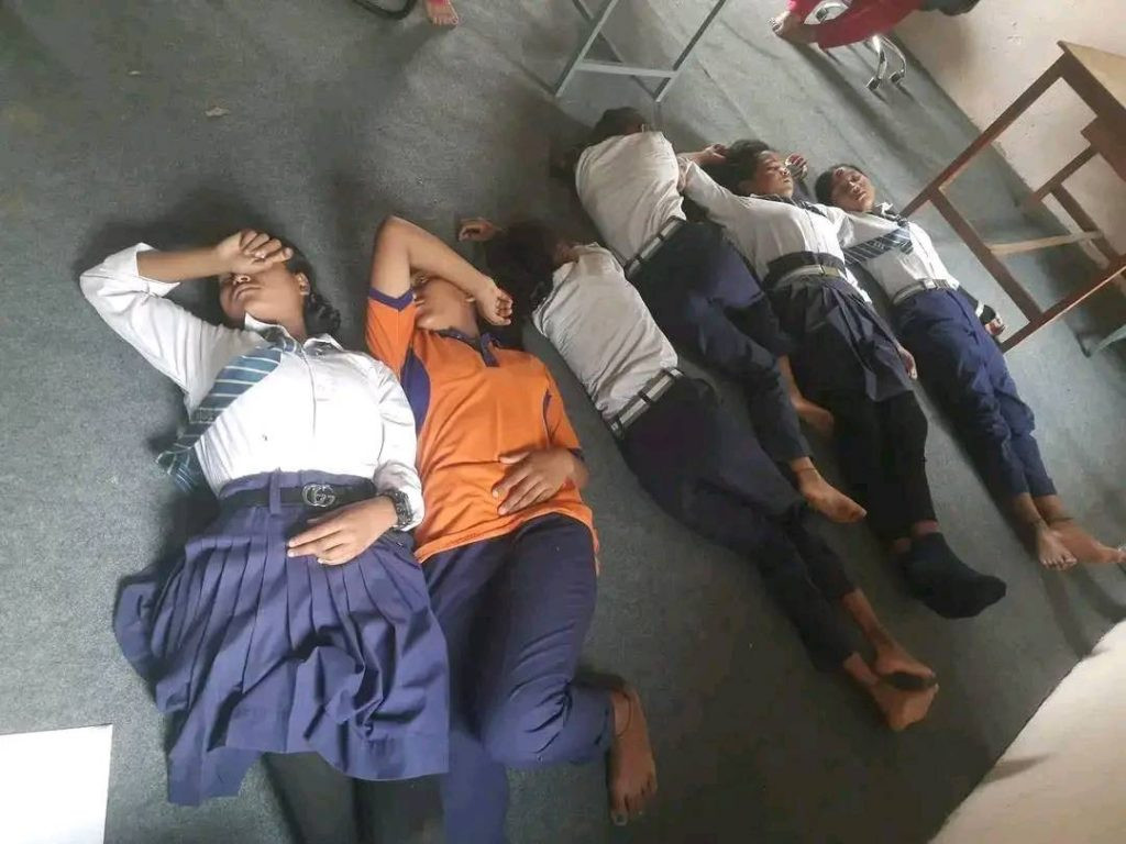 दाङको तुलसीपुर गर्मीका कारण दिनहुुँ विद्यार्थीहरु बेहोस  हुनेको संख्या बढदै
