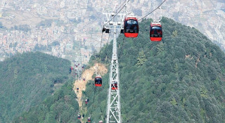  चन्द्रागिरि केवलकार चल्दा चल्दै बिचमै रोकियो 
