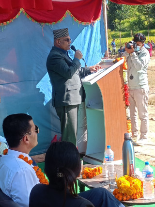 बारपाक सुलिकोट गाउँपालिका भित्रका दुर्गम स्थान तथा  ८ वाटै वडामा  अब बाह्रै महिना गाडी चल्ने सडक निर्माण गर्छु : मुख्यमन्त्री पाण्डे