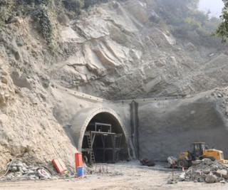 सिद्धार्थ राजमार्गको सिद्धबाबा सुरुङ ८ सय मिटर पुरा