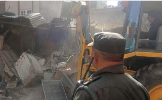 महानगरपालिकाले बानेश्वरमा सञ्चालित कवाडी संरचना हटाइयो