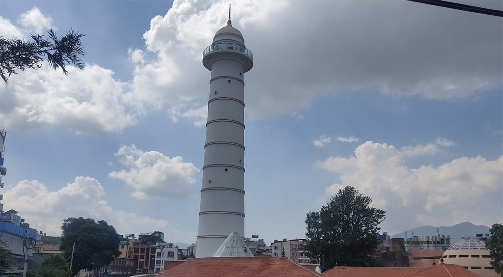 धरहरा सशुल्क सञ्चालन गरेको शुल्कबापत  ५५ लाख सङ्कलन