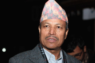  एमालेबाट निष्कासनमा परेका नेता डा.रावलले पार्टी घोषणा गर्दै