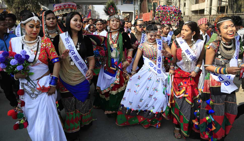 आज  थारू समुदायले नयाँ वर्षका रूपमा माघी पर्व मनाउँदै