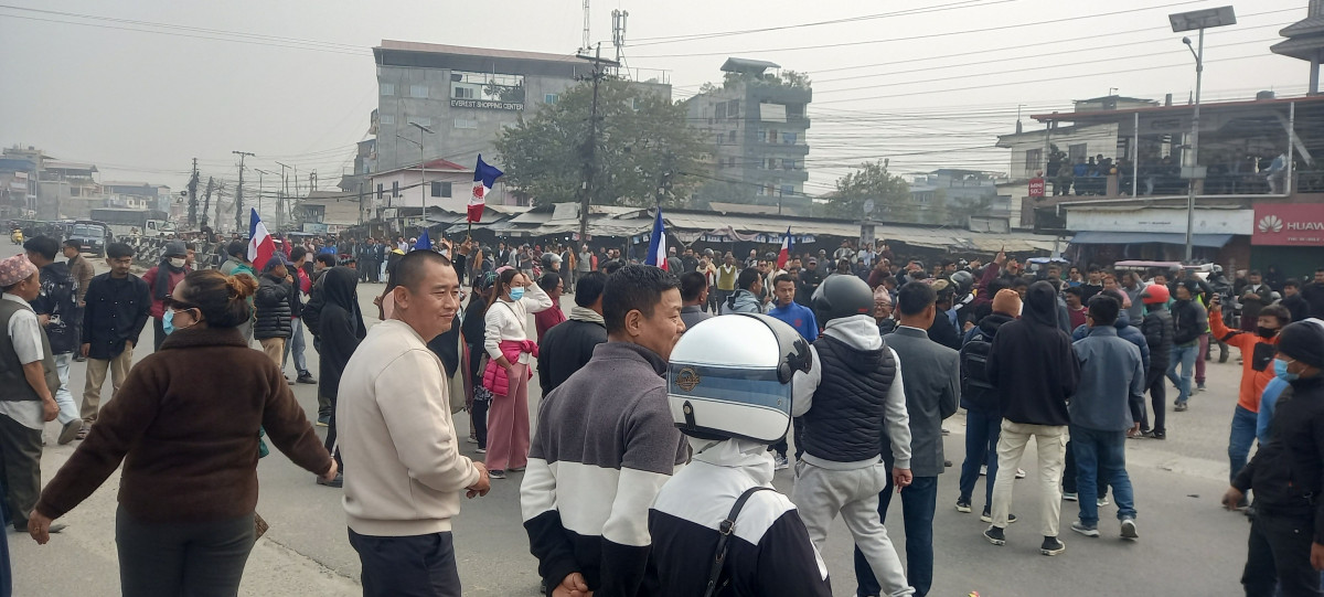  ताप्लेजुङमा फेरी ‘नो केबलकार’ भन्दै आन्दोलन सुरु ,आन्दोलनकारी र प्रहरीबिच झडप गोली चल्यो