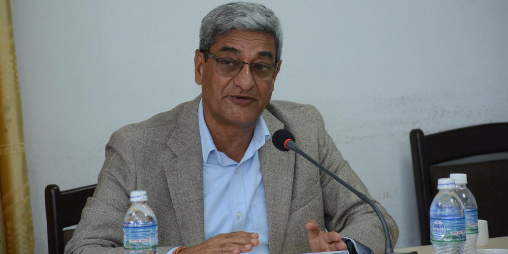   राजावादीको हिंसात्मक प्रदर्शनका क्रममा तोडफोड र आगजानीलगायत घटनामा संलग्नहरुरूलाई पक्राउ गर्ने क्रम जारी छ  : गृहमन्त्री लेखक