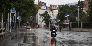 आज देशभरका केही स्थानमा  हिमपात तथा वर्षा हुने सम्भावना 