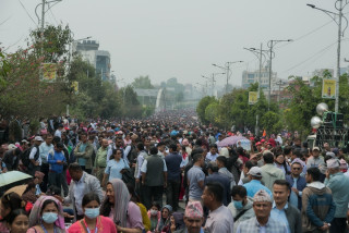   प्रतिपक्षी दलहरूले  शिक्षकहरू आन्दोलनलाई  संसदमा जरूरी सार्वजनिक महत्त्वको प्रस्ताव गरे