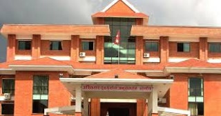  भारतबाट भन्सार छली अवैध  सामान ल्याउन दिने भन्दै सेवाग्राहीबाट ३० हजार घुस लिएको आरोपमा एक प्रहरी बिरुद्व  मुद्दा दायर 