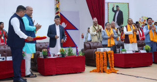 प्रधानमन्त्री ओलीले गरे  ६४ वटा सडकको  शिलान्यास 
