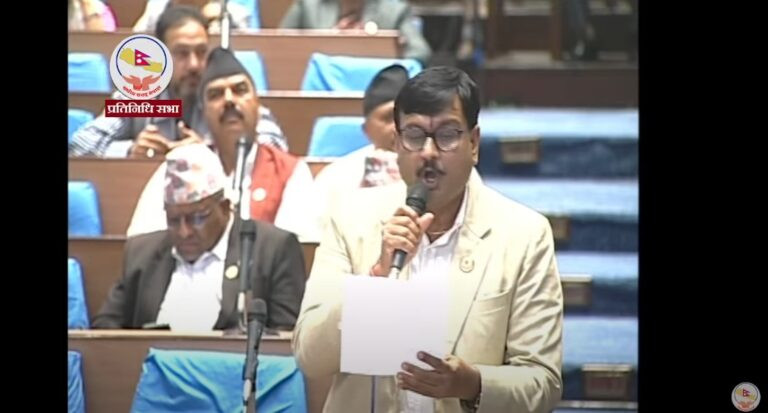 घुस डिल गरेको अडियो  सार्वजनिक भए संगै एमालेकै सांसदले मागे प्रशासनमन्त्री  गुप्ताको बर्खास्त
