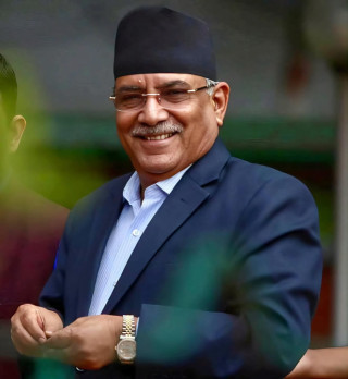 नेपाली कांग्रेस थापा र देउवा पक्षसँग निरन्तर संवाद भइरहेको छ, सहकार्यको वातावरण बन्दै गएको छ  : नेकपाका संयोजक प्रचण्ड
