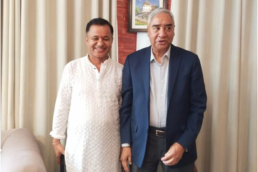 पार्टी एकताका लागि सभापति गगन थापासँग छलफल गर्ने देउवाको प्रतिबद्धता