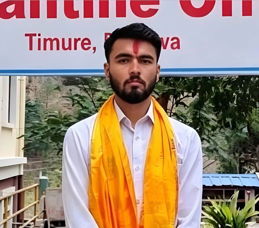 घर फर्किन झोला प्याक गरेका आयुषलाई बाढीले घर पुग्न दिएन, चितवनमा भेटियो शव