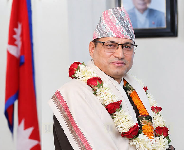 अवकाशमा गए गृहसचिव राजकुमार श्रेष्ठ