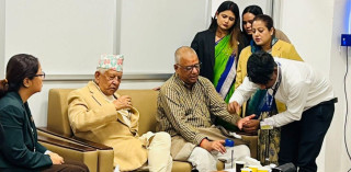 संसद्को सभाकक्षमै ढले कांग्रेस सांसद खड्का, वीर अस्पताल लगिँदै