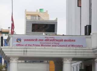 रसुवा बाढीको १३औँ दिन  शोकमा झण्डा आधा झुकाइयो