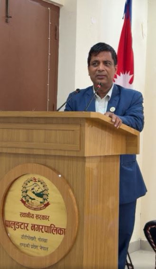 लिगलिग दौड रोकिएपछि पालुङटारका मेयर चिन्तित, प्रशासनको आदेशप्रति खेद